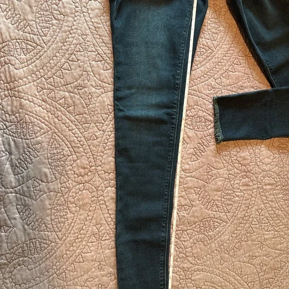 NWT Laurie Felt Classic Clean Jean Ankle Skinny Raw hem - 00 - Picture 15 of 16